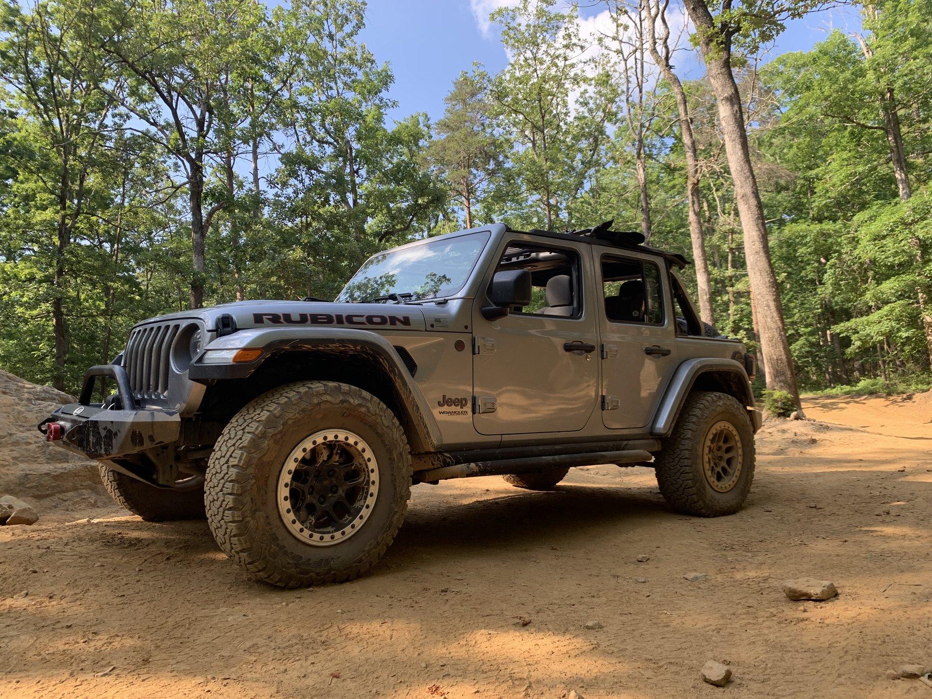 Jeep Wrangler JL Trek top windows out D12185D0-20B0-4B70-87D1-F3A6FDACF323