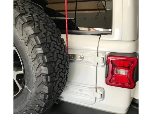 Jeep Wrangler JL CB antenna kit with Firestik 066D7BB6-7919-4F94-BF8E-0EE32548E164