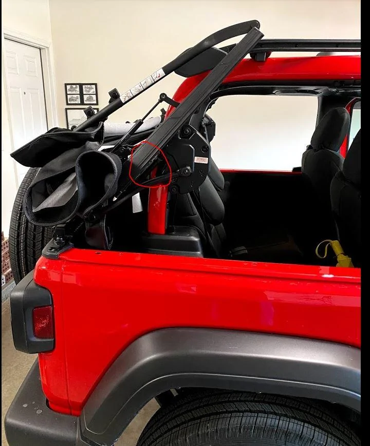 Jeep Wrangler JL Does Soft Top Back Window Roll Up in JL? Jeep To