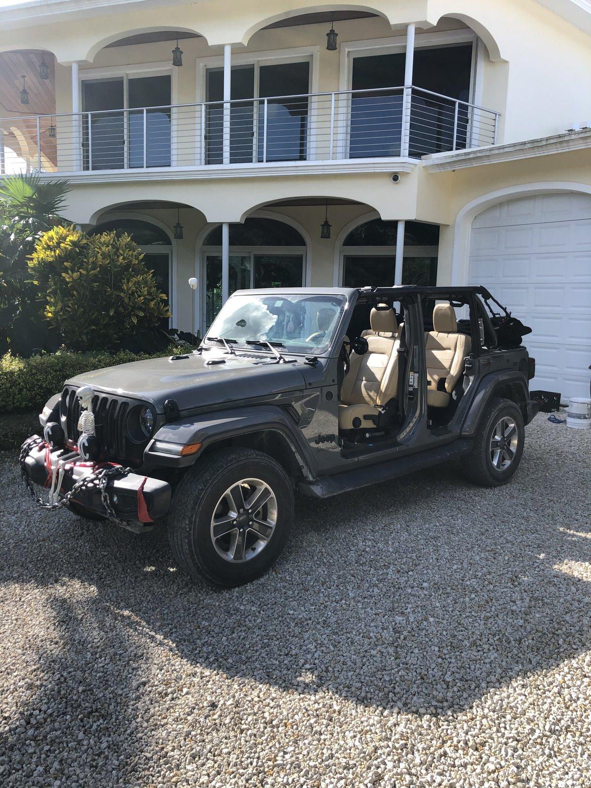 Jeep Wrangler JL Halloween 2020 - Let's see pics. 09794720-9468-4730-BF1C-89258CF6E0CA