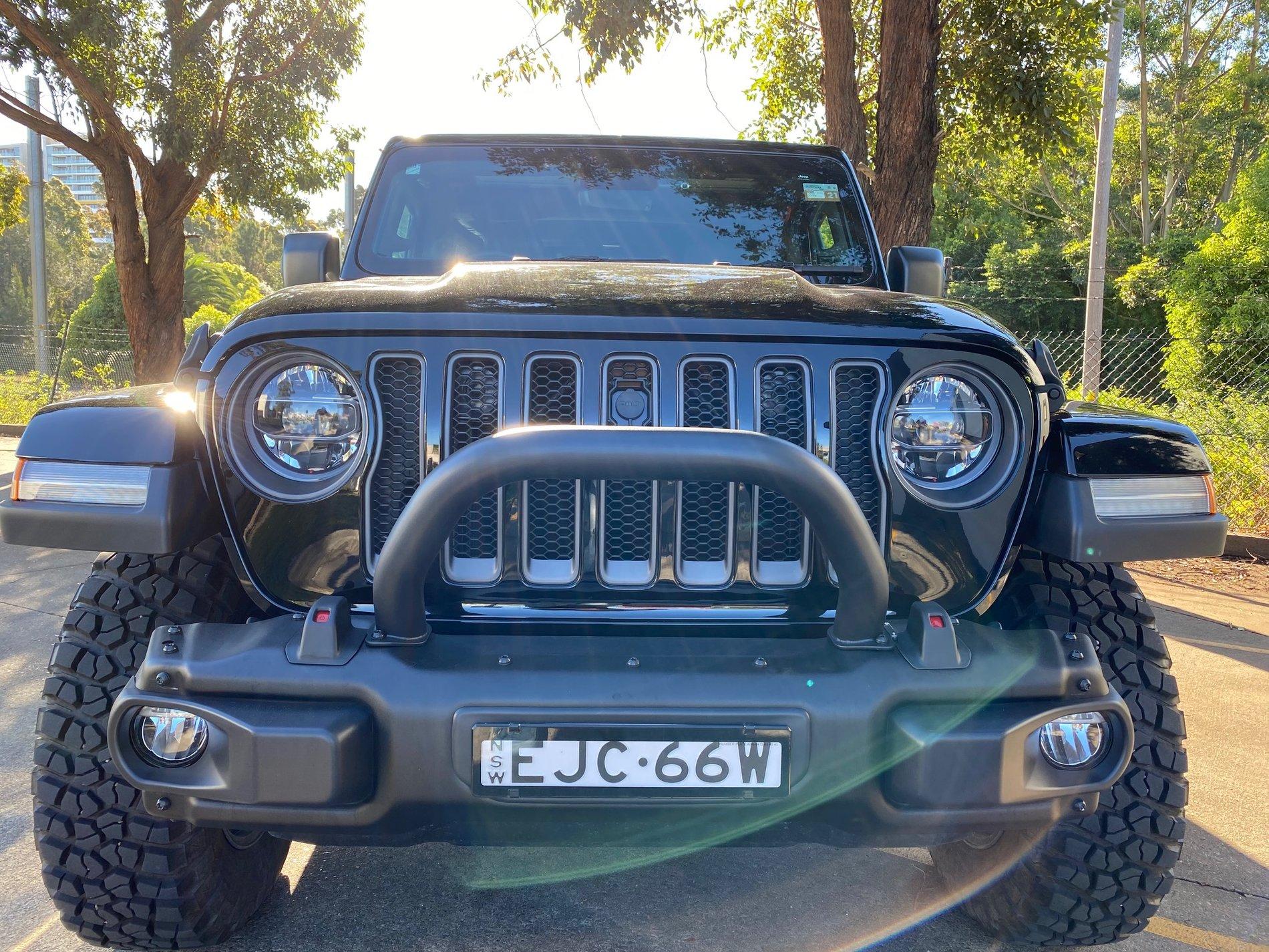 Jeep Wrangler JL Maximus-3 Classic Bumper Hoop IMG_4554