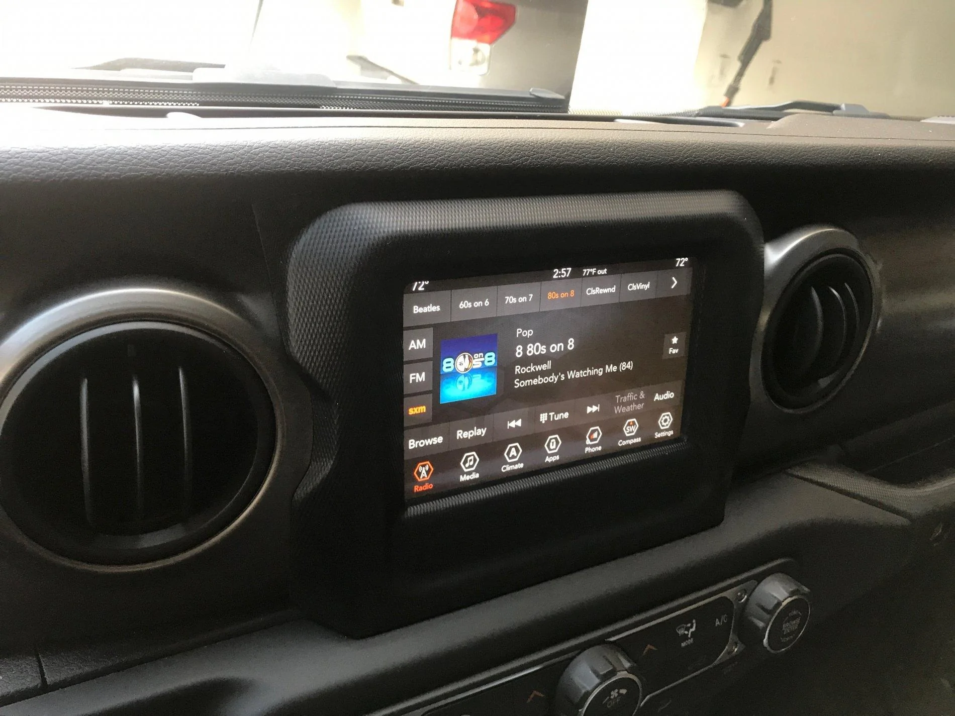 Jeep Wrangler JL 7.0 Uconnect Radio with Bezel and Unlock Code IMG_4493