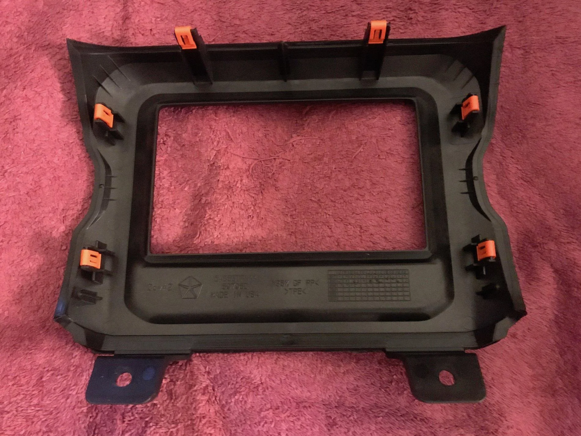 Jeep Wrangler JL 7.0 Uconnect Radio with Bezel and Unlock Code IMG_4515
