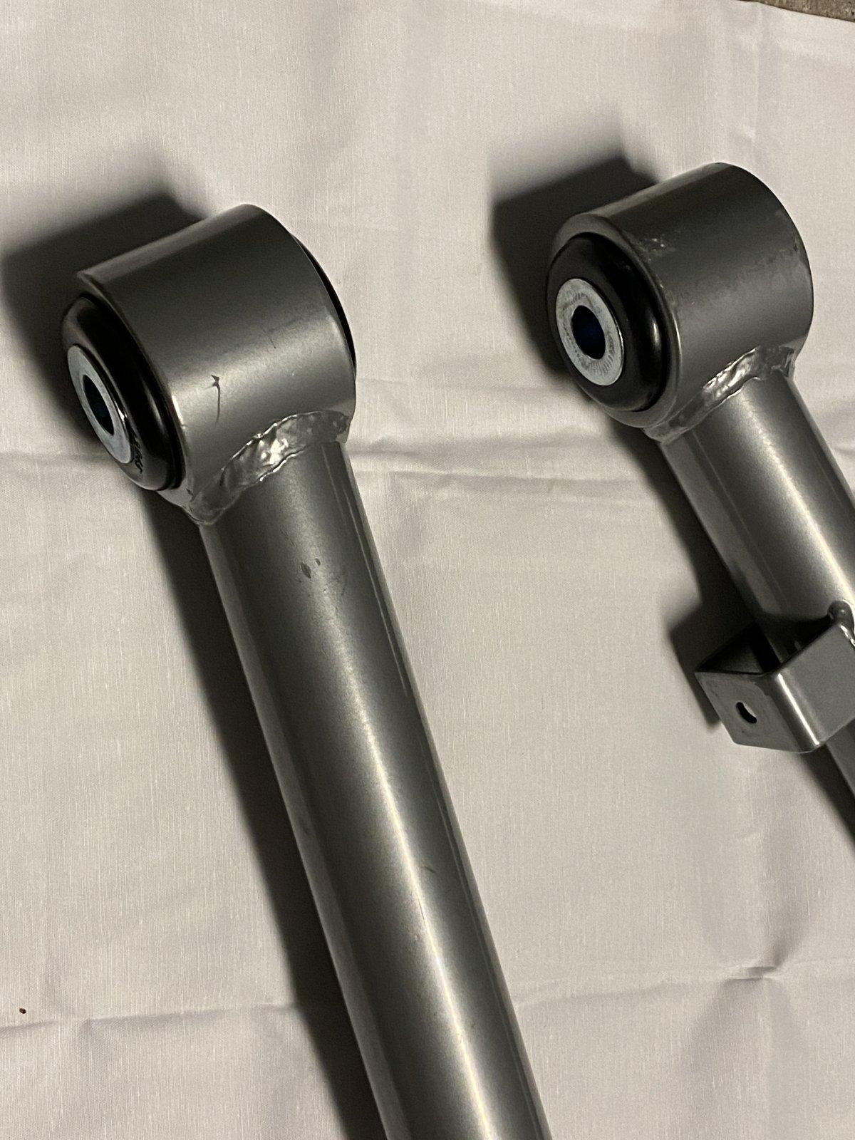 Jeep Wrangler JL Rubicon Express Extended Front Lower Control Arms FCE86F23-F96A-4CBB-BF1A-510470FDFD6B