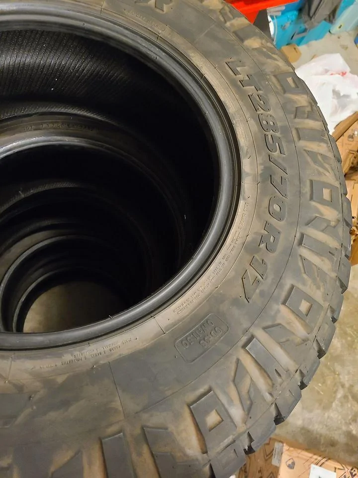 Jeep Wrangler JL 33" Nitto Ridge Grapplers 121625658_347382930048890_436408326143216931_o