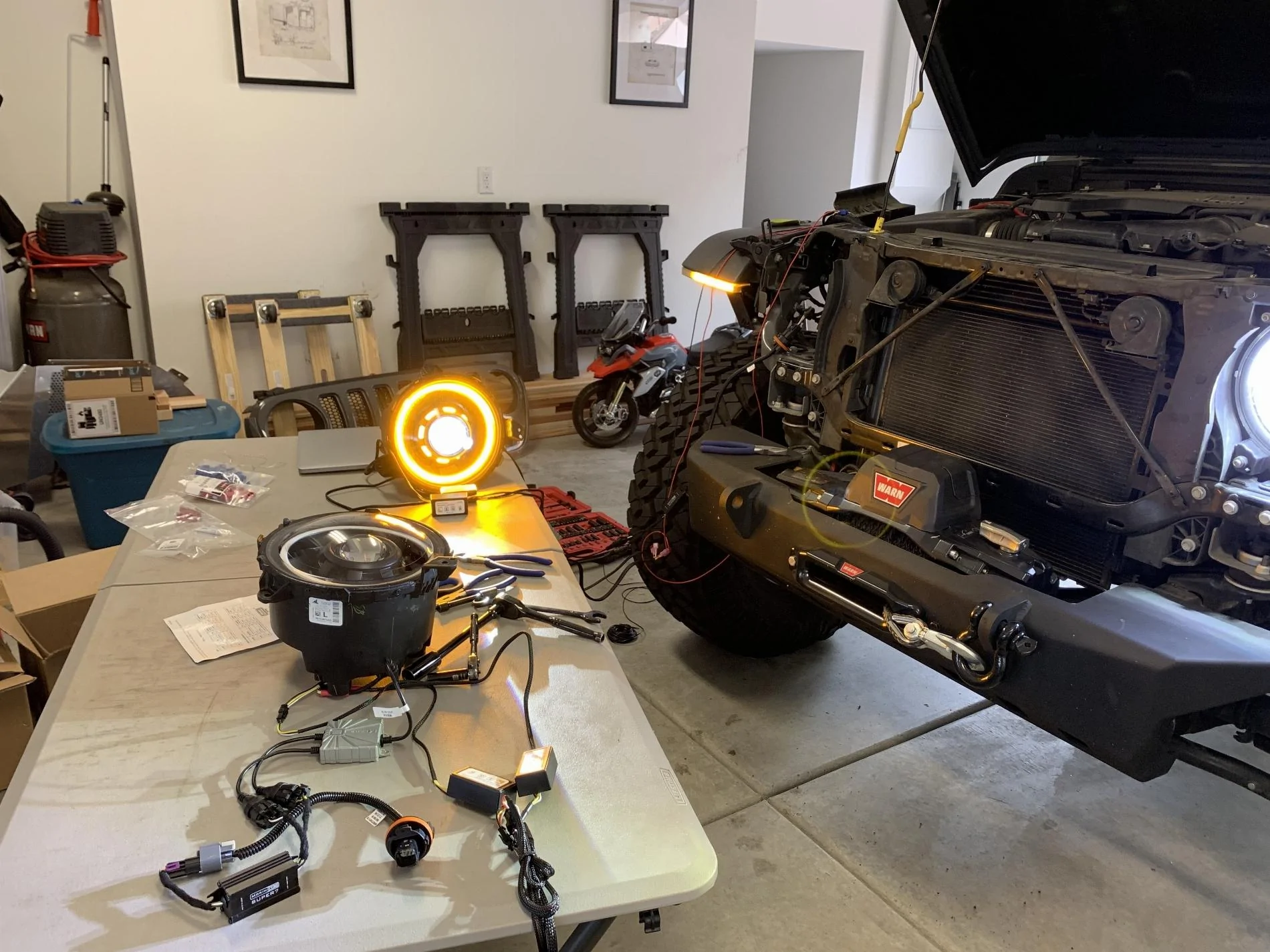 Jeep Wrangler JL Retrofit Halogen Headlights IMG_2441