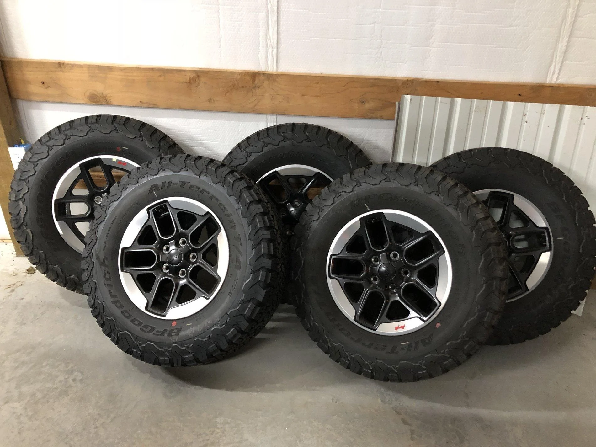 Jeep Wrangler JL WTB: Rubicon Wheels (Memphis) 92378F1E-0177-48D4-BF0B-BCAA8F840C5F
