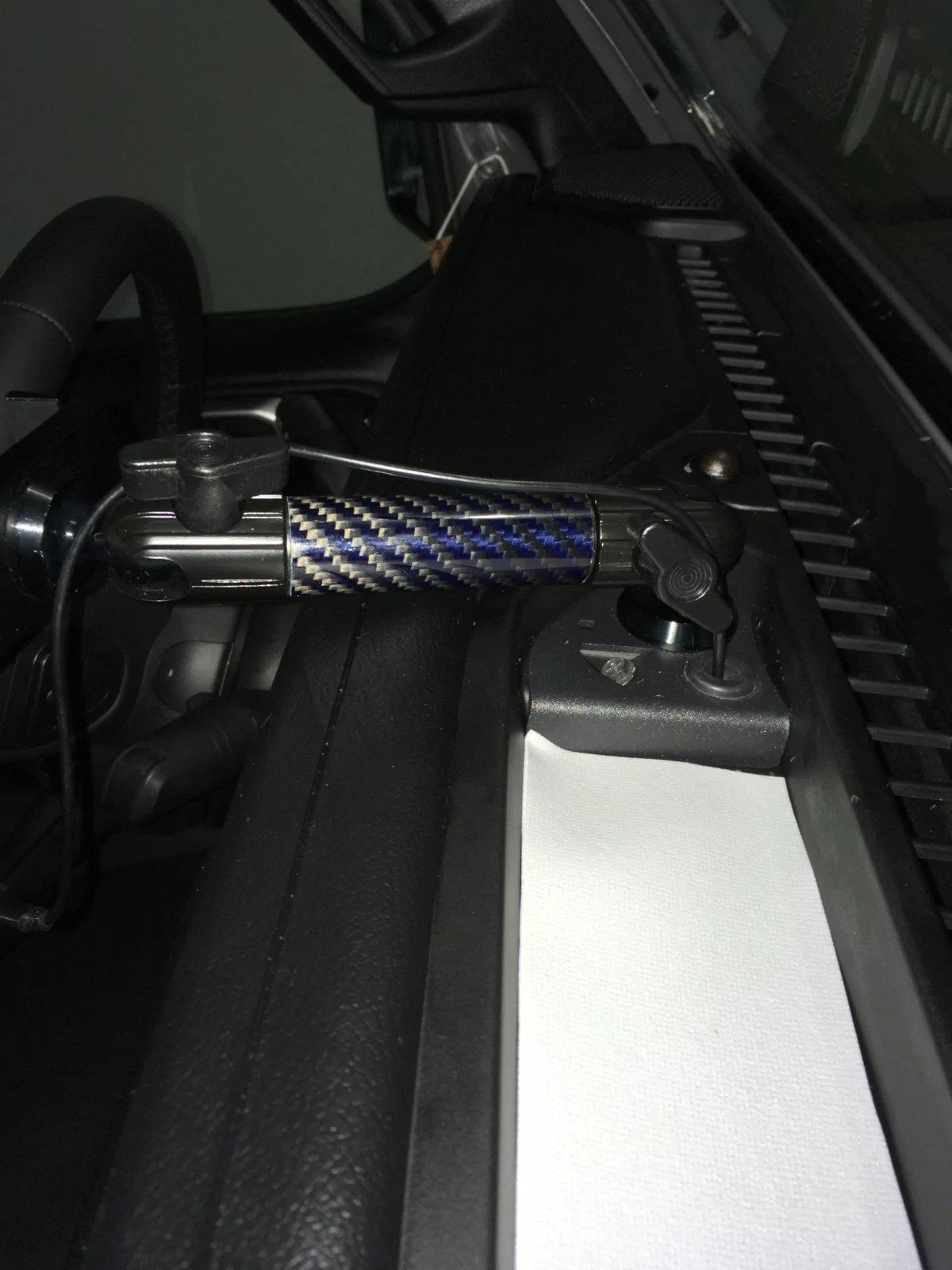 Jeep Wrangler JL Dash Mount Phone Holder IMG_8198