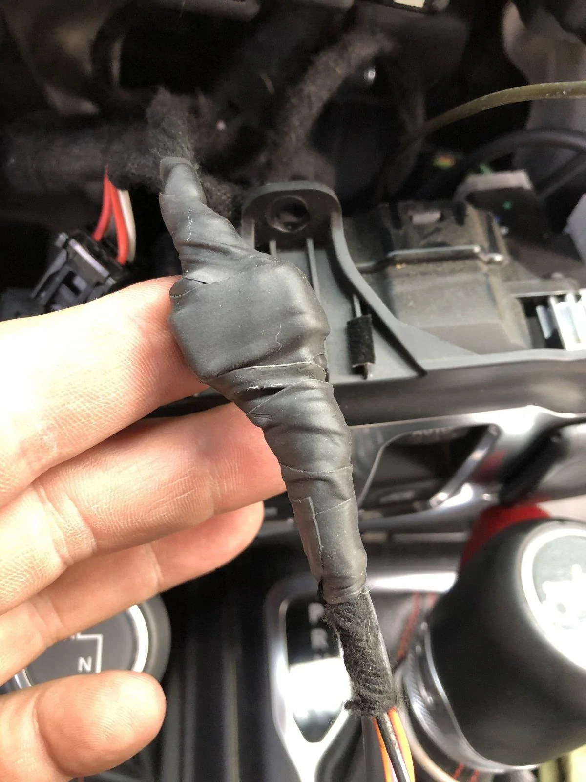 Jeep Wrangler JL Midland MXT275 install IMG_1174
