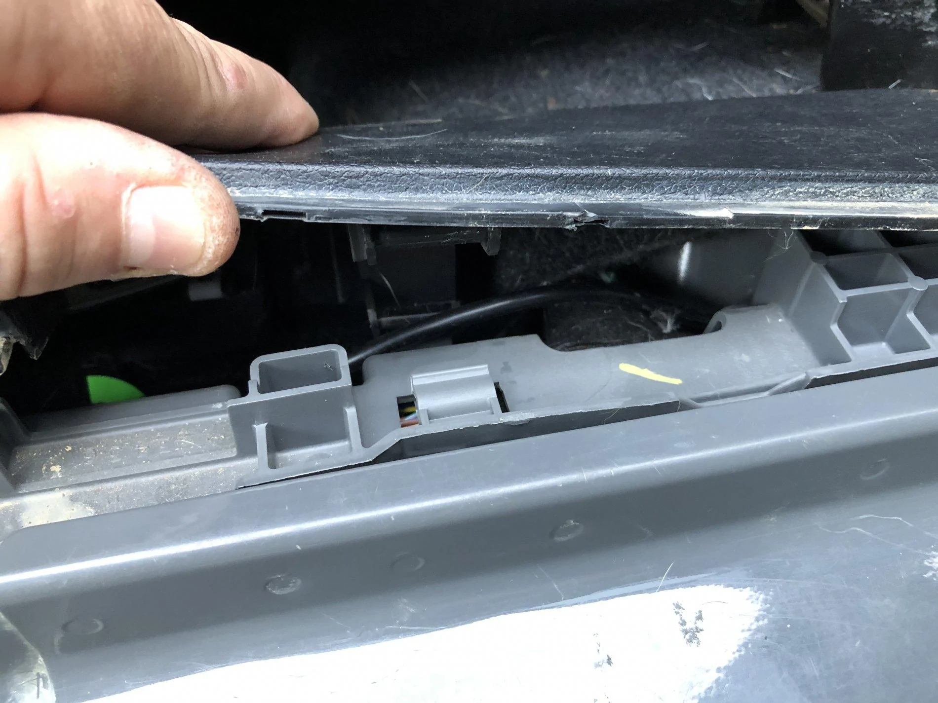 Jeep Wrangler JL Midland MXT275 install IMG_1147