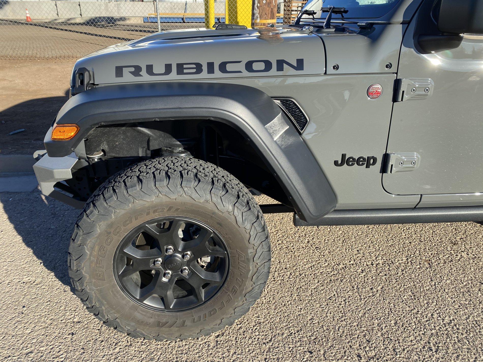 Jeep Wrangler JL Decals Or No Decals? 8C3FF972-459B-431E-9F9F-5E3C9B18A38E