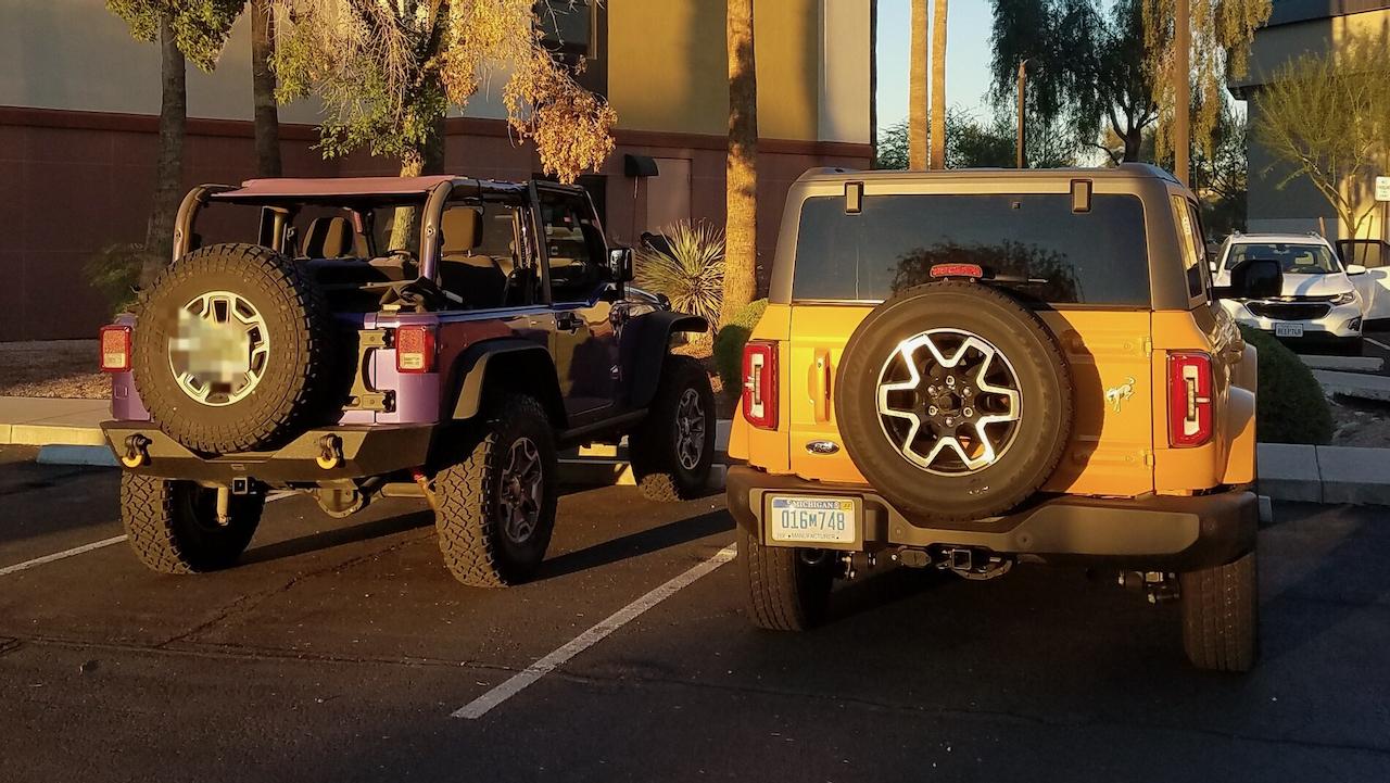 Jeep Wrangler JL Bronco vs Jeep Wrangler mega thread JL vs G6