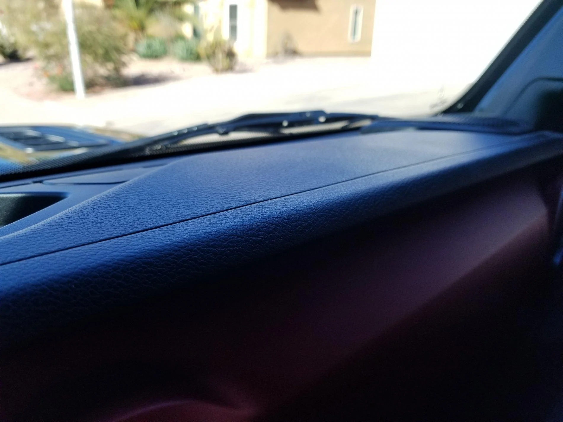Jeep Wrangler JL Top of dash question 20201125_111227