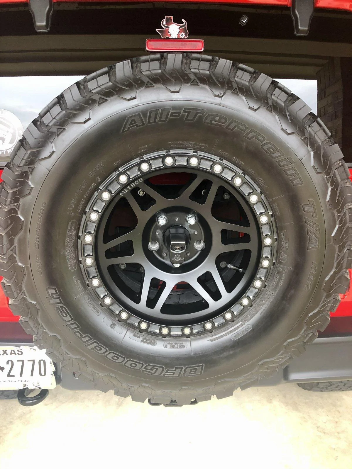 Jeep Wrangler JL Tuff shine tire kit 5AC6E0A6-5A7E-49FC-B04F-0AE8F1E9BBCA