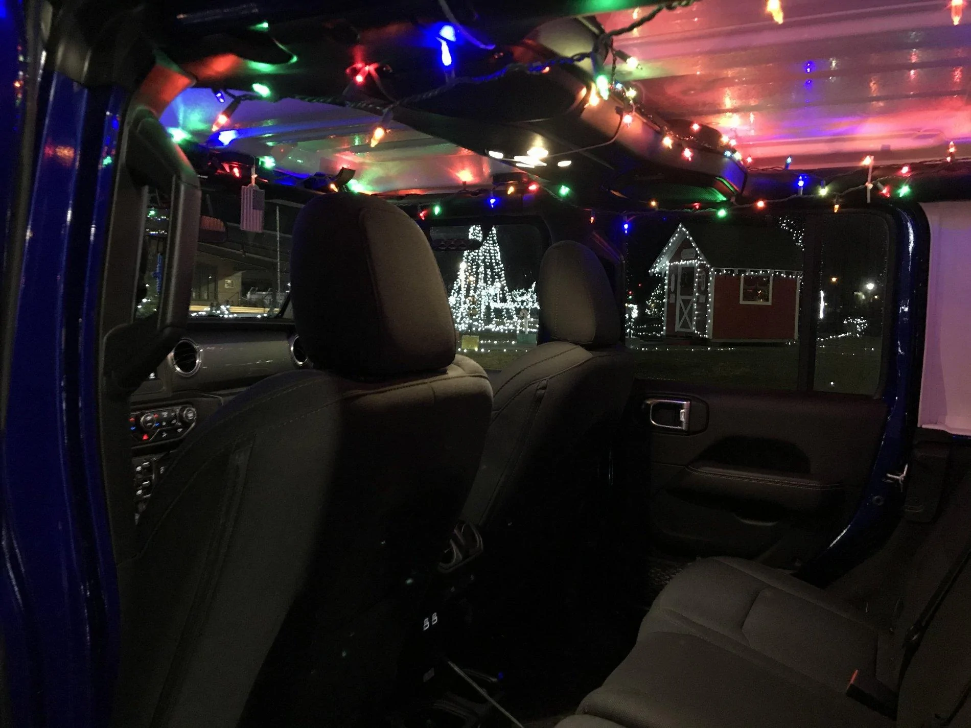 Jeep Wrangler JL Holiday Jeeps 6547FA80-10BF-4E60-B99C-B91EB29C0D01