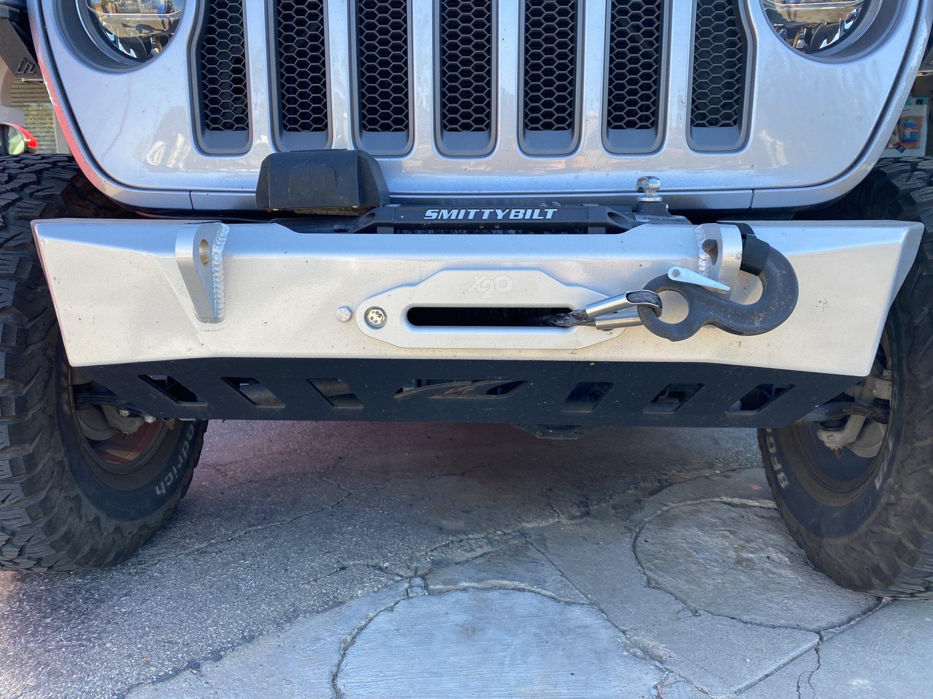 Jeep Wrangler JL Motobilt Crusher & Lights 3DD96D14-EAFF-4BFE-8312-952E063DE7F2