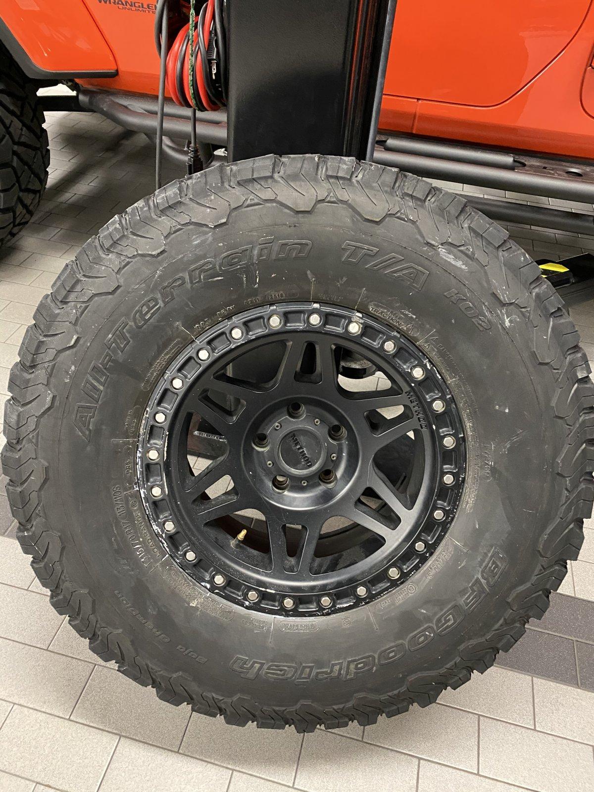 Jeep Wrangler JL Method Race Wheel 312’s 50393244-0C0E-496D-B596-18DF20A02B50