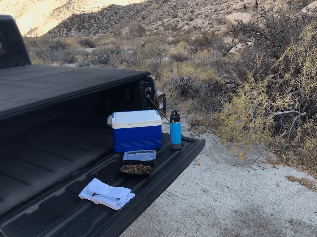 Jeep Wrangler JL What Tailgate Table do you run? 1607111800754