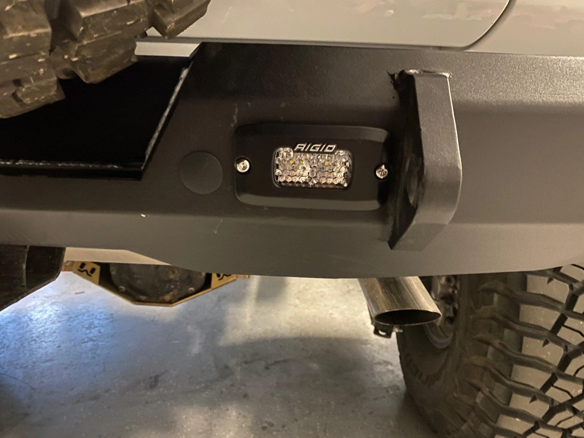 Jeep Wrangler JL Road Armor Rear Bumper Lights - Warning! IMG_1744