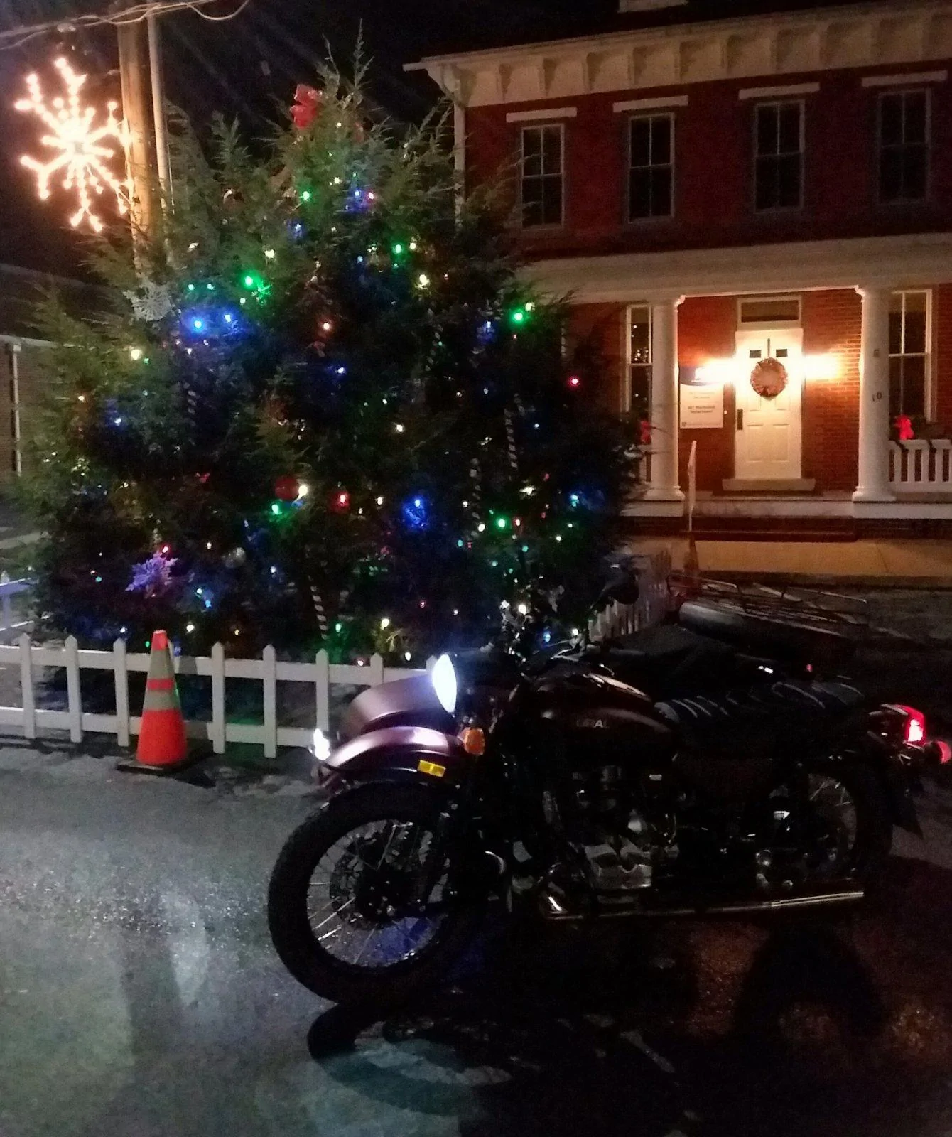 Jeep Wrangler JL What else do you drive? Jtown tree Dec 2018
