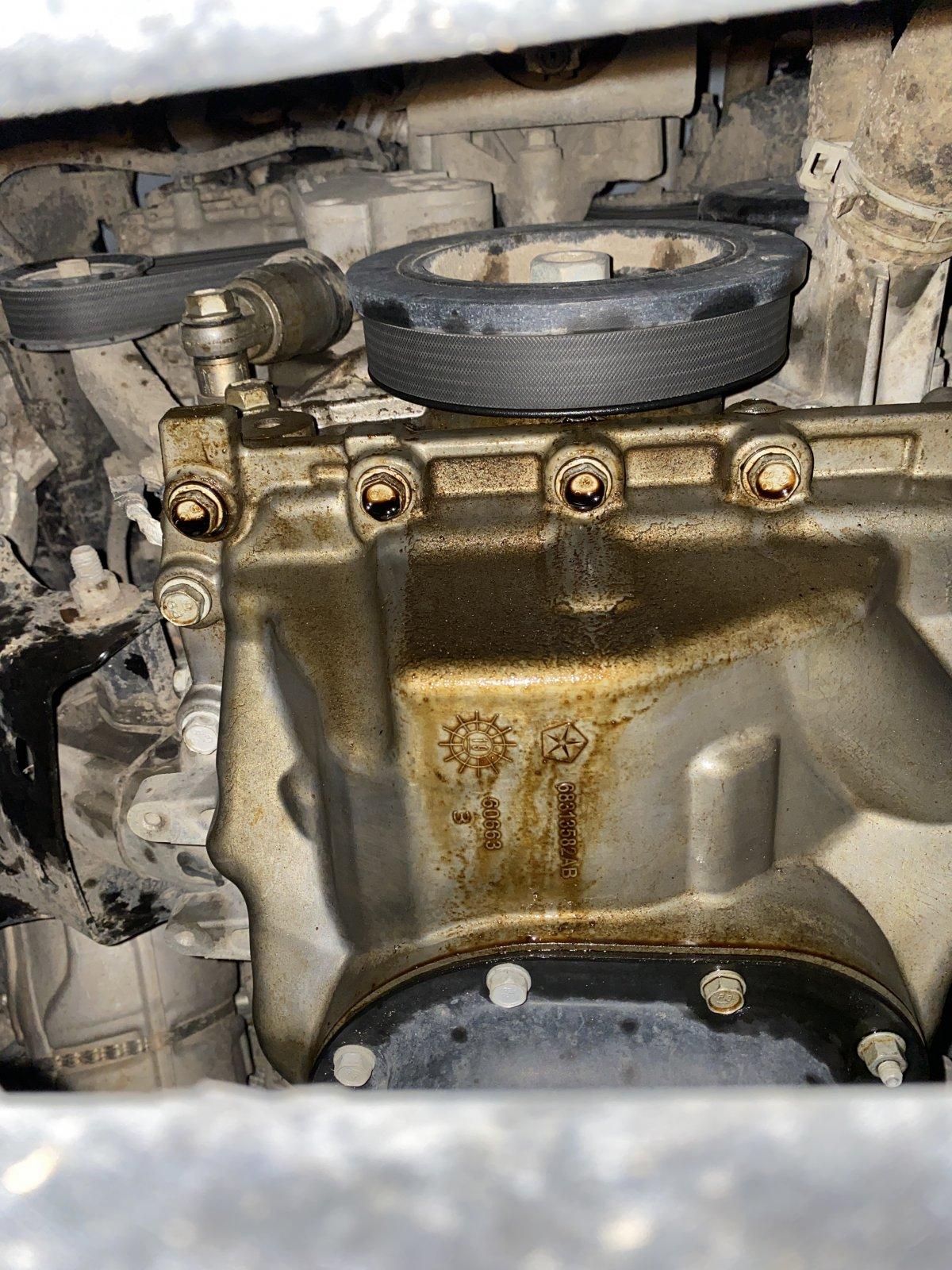 Jeep Wrangler JL Oil leak 2047BB9C-C77B-4CA6-B61F-2A8710142648
