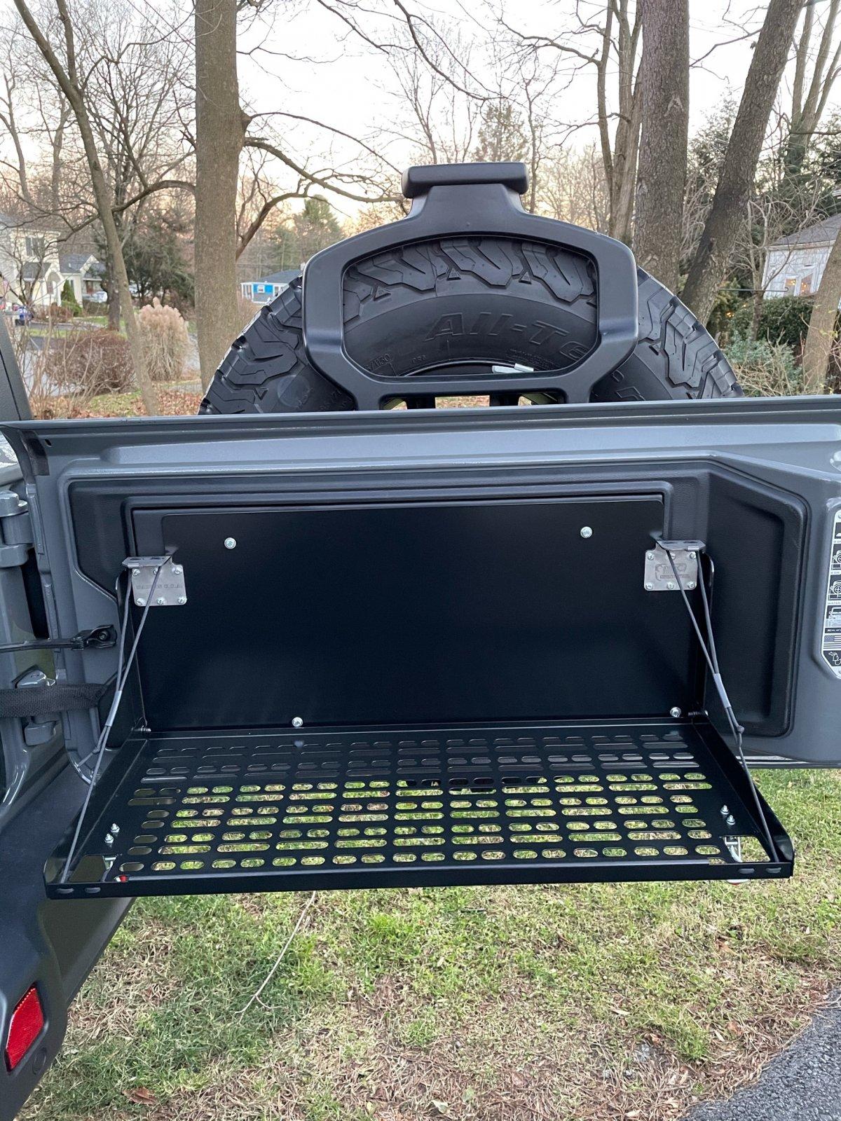 Jeep Wrangler JL What Tailgate Table do you run? image1 (6)