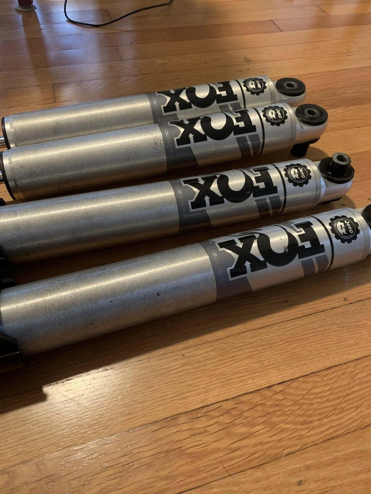 Jeep Wrangler JL Fox Mopar 2.5 Shocks 8FBDCF28-2FBD-45A5-BE46-E57AC64039D5