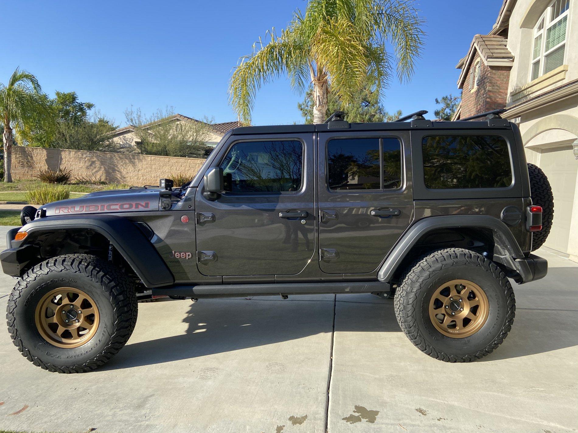 Jeep Wrangler JL JL Rubicon on Method Wheels...let's see em! 76B07A5F-619C-41C6-ACD7-D18F0AD114A0