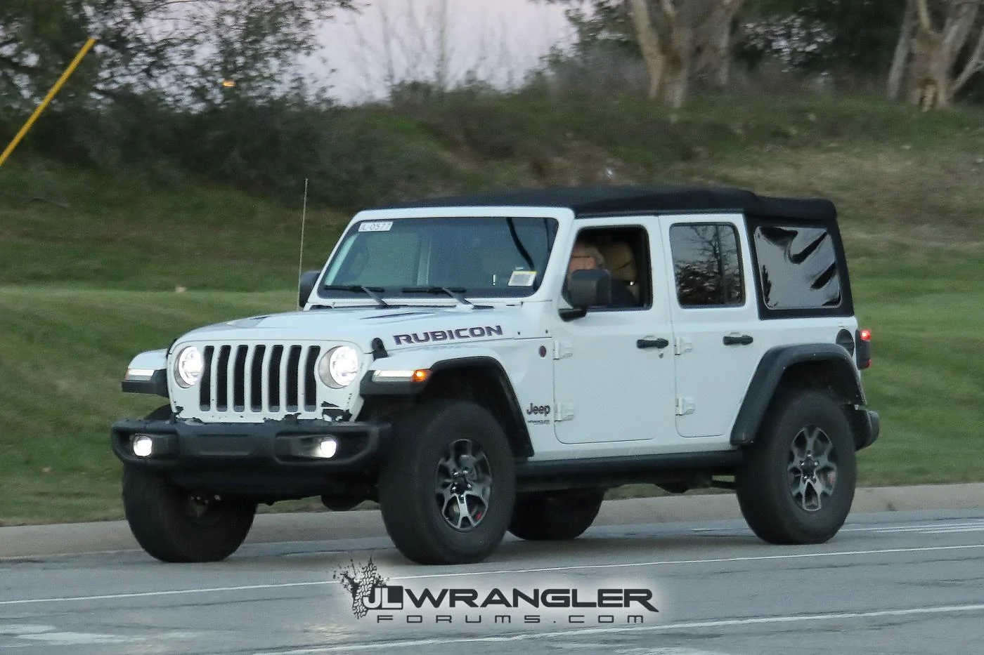 Jeep Wrangler JL Rubicon, Sahara, Sport and Overland JL Wranglers Spotted in Multiple Colors Rubicon_Unlimited_Softtop_002