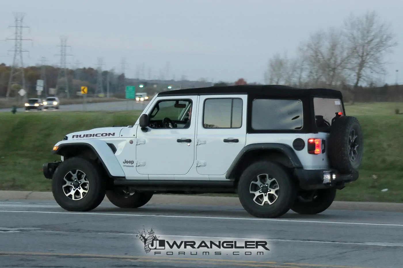 Jeep Wrangler JL Rubicon, Sahara, Sport and Overland JL Wranglers Spotted in Multiple Colors Rubicon_Unlimited_Softtop_005