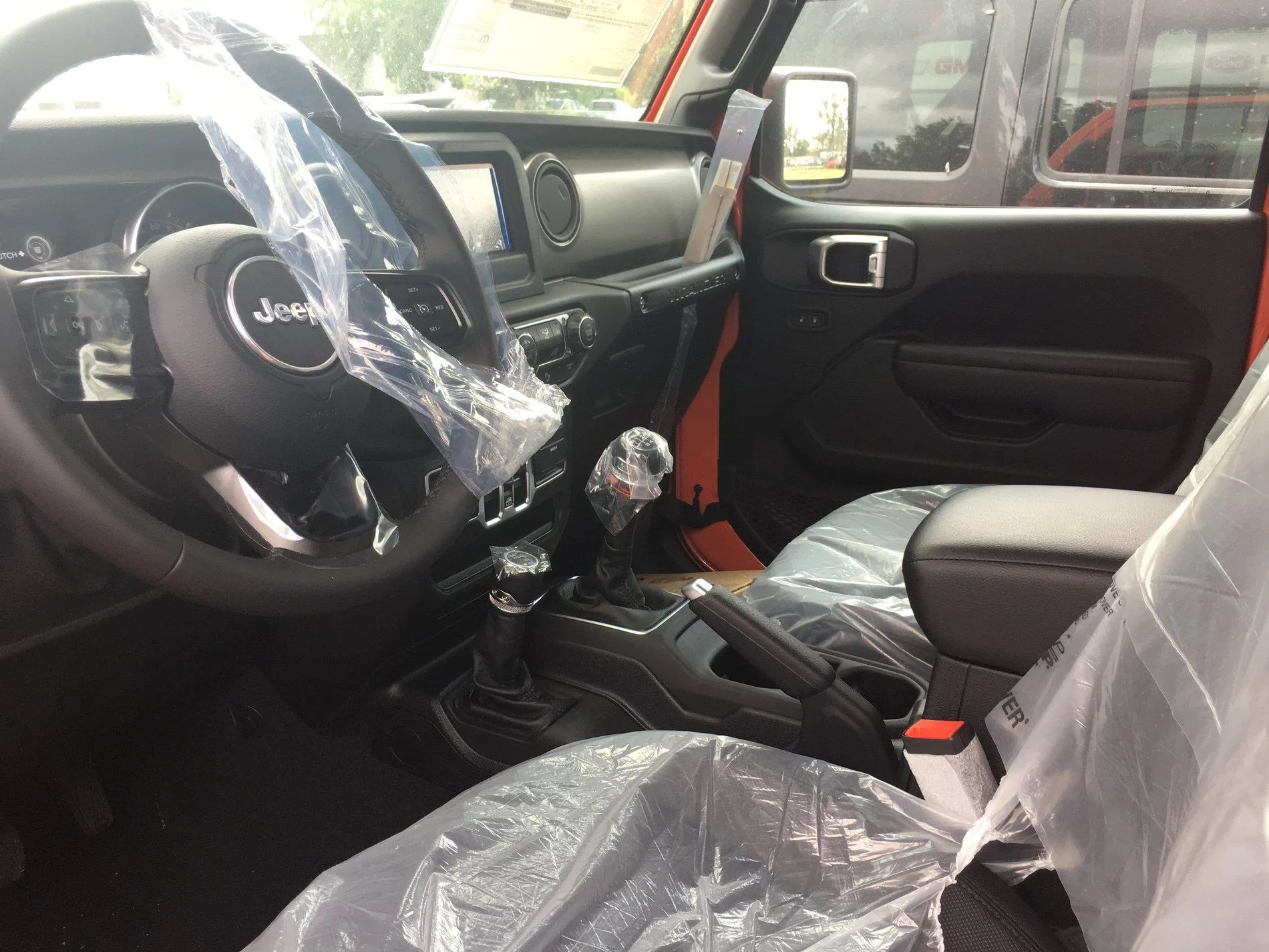 Jeep Wrangler JL PUNK'N Wrangler Jl club DA0D7C58-E0A5-4B8B-9D36-AD6B4AB23A60