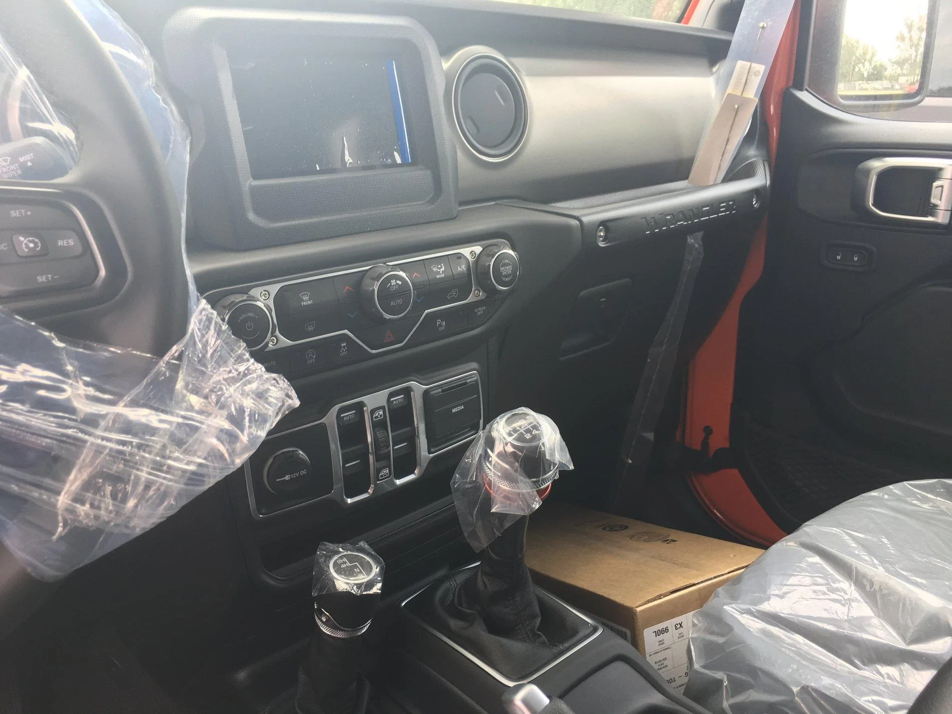 Jeep Wrangler JL PUNK'N Wrangler Jl club 9340DB85-46F4-458A-AC37-D735A96A1FEB