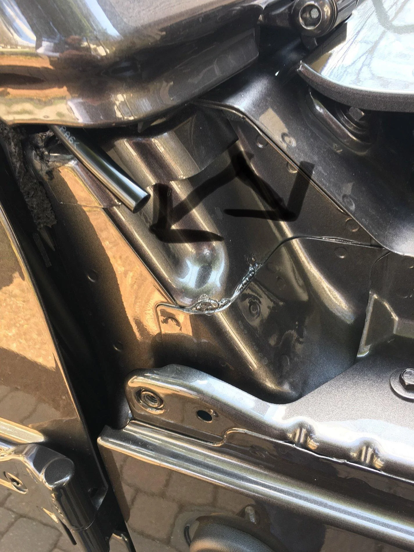 Jeep Wrangler JL Water streaming into cabin when opening door 2BF95DAB-5D8A-41AC-97BB-3D022155BB46