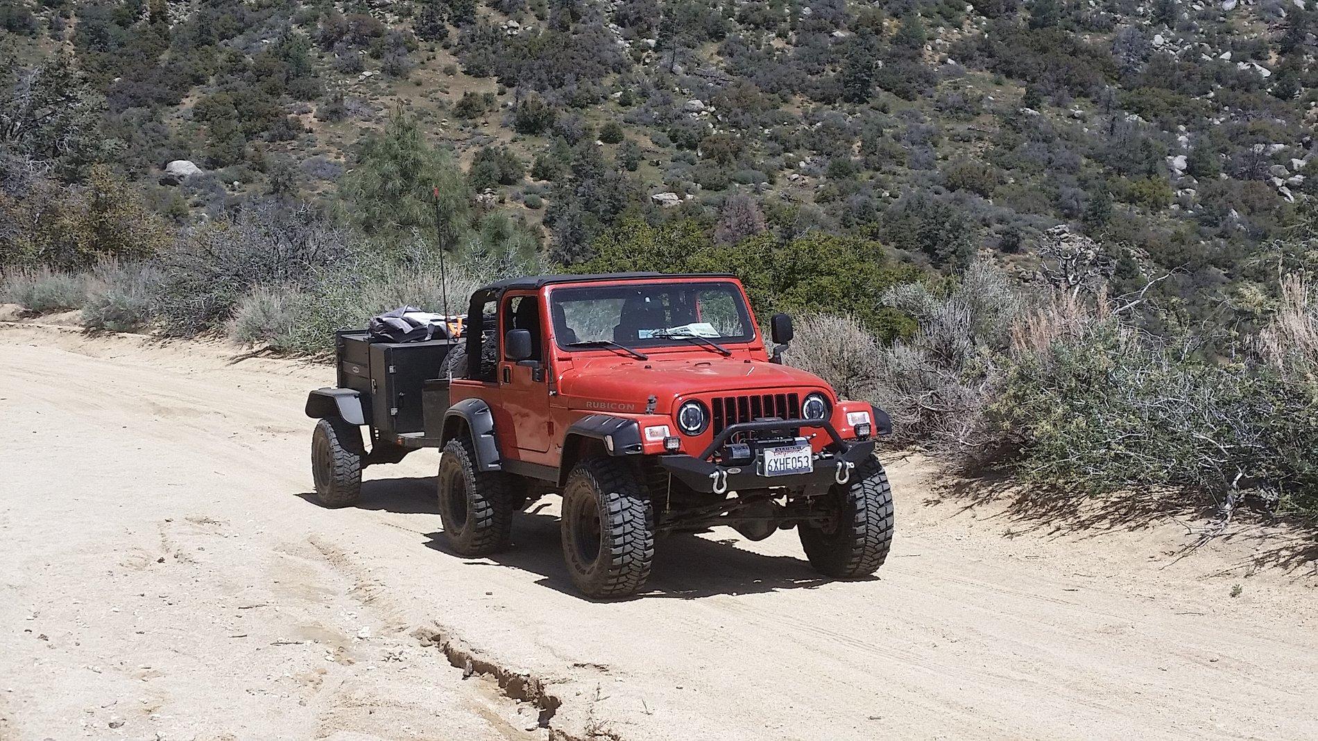 Jeep Wrangler JL Piute Mountains 20180504_131045
