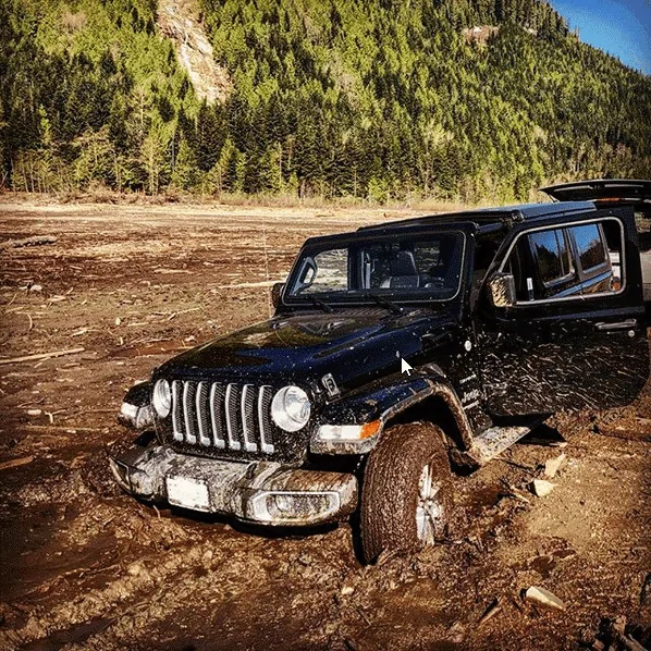 Jeep Wrangler JL Roll Call Canadians 2018-05-06_22-13-44