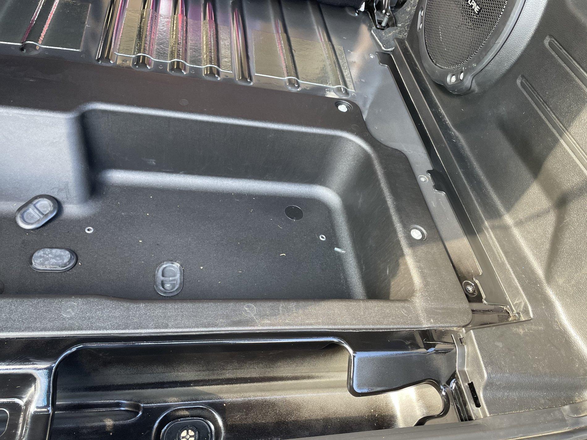 Jeep Wrangler JL Two Tone? 4F1A2ADA-5766-498A-94AF-AD630FB34B20