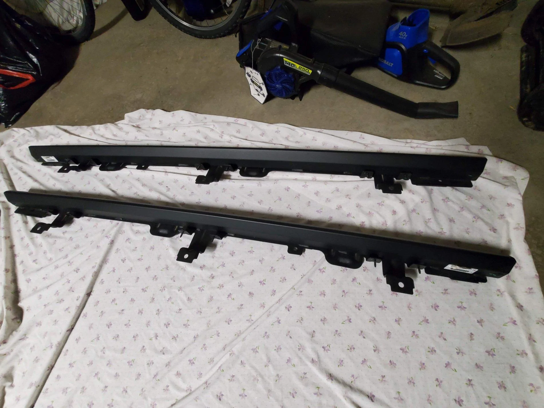 Jeep Wrangler JL Factory Rubicon Rock Rails - $75 20201205_143604