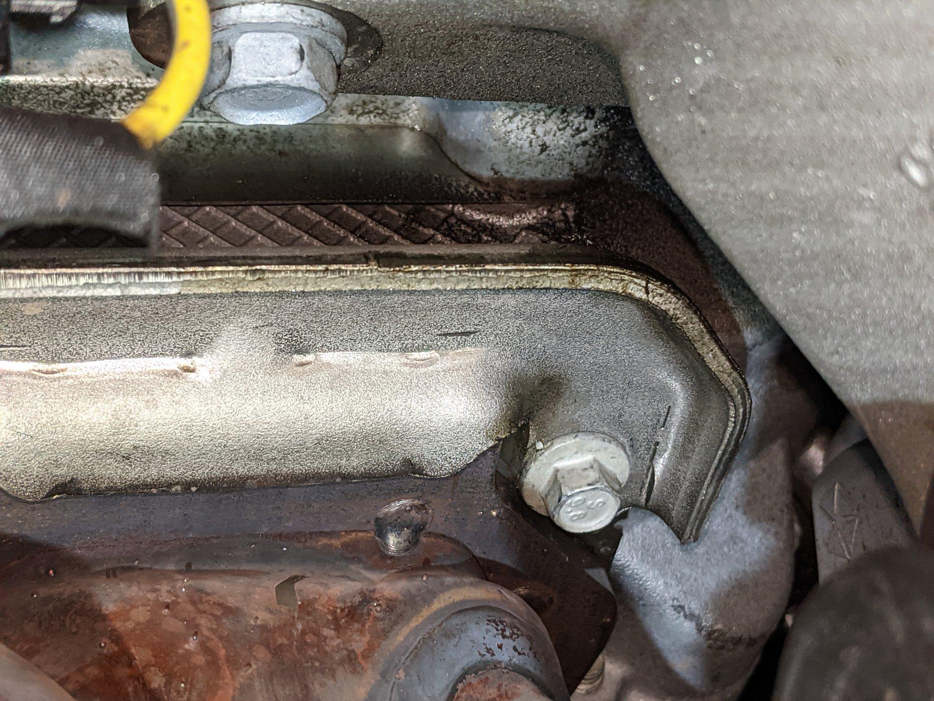 Jeep Wrangler JL Please help to identify what is leaking here Driverside Starter and Block