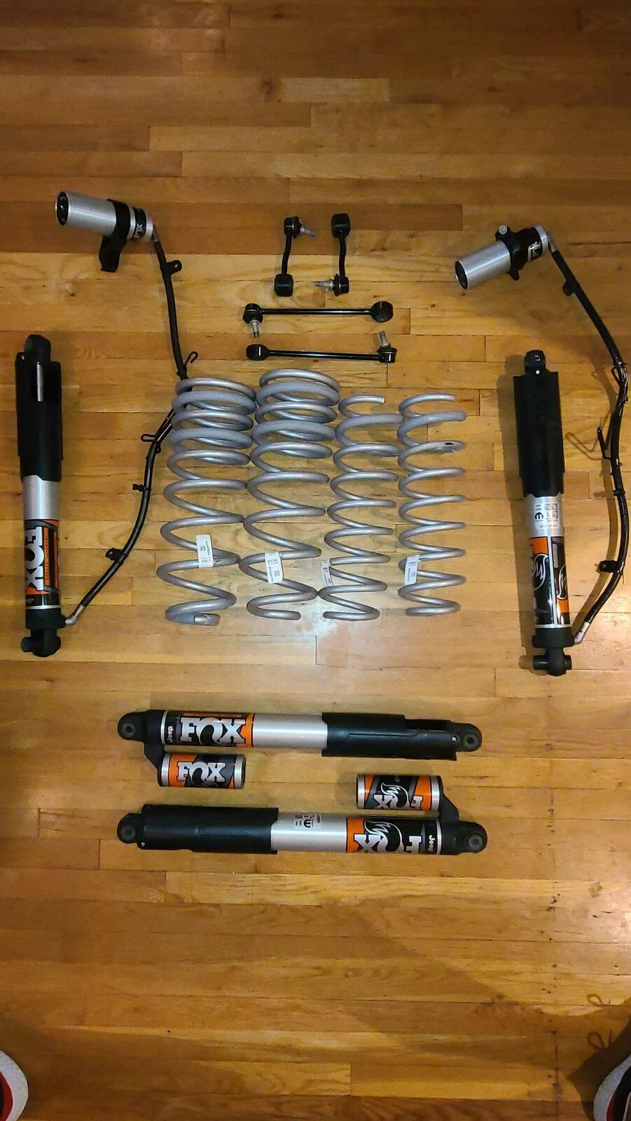 Jeep Wrangler JL Gladiator Fox shocks on JLUR? jt