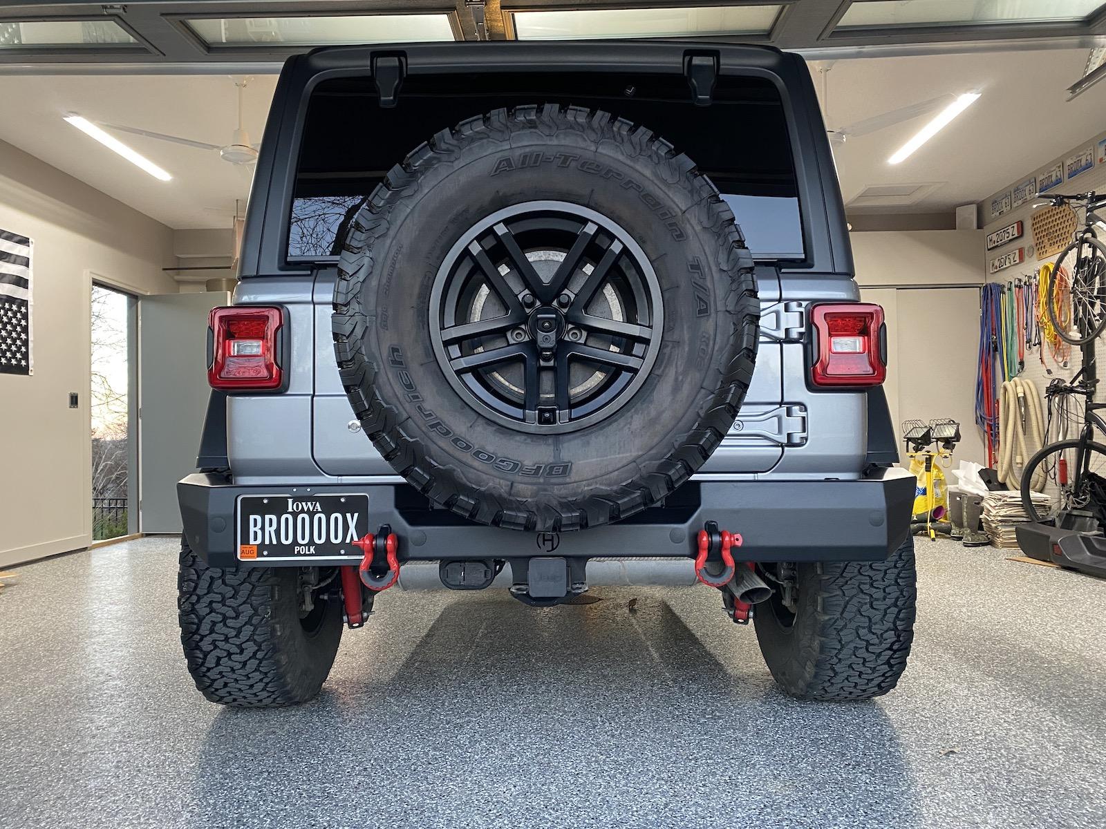 Jeep Wrangler JL Help with rear bumper choice? IMG_2465