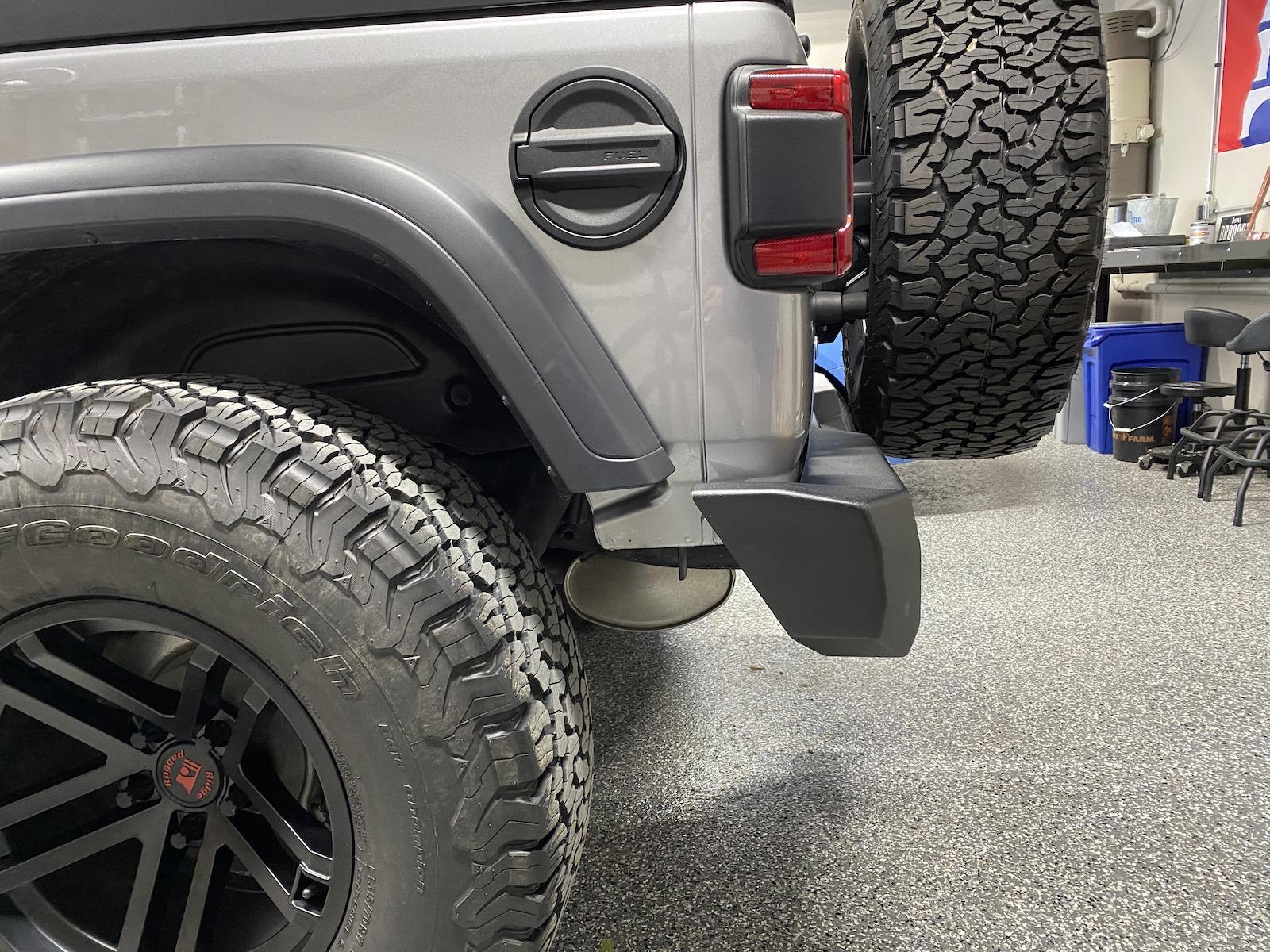 Jeep Wrangler JL Help with rear bumper choice? IMG_2596