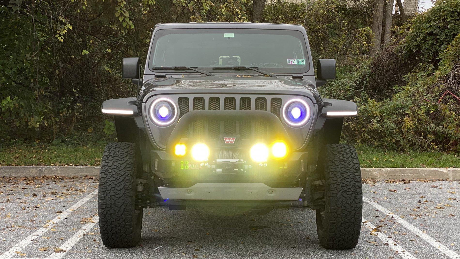 Jeep Wrangler JL ARB Stubby and Warn VR-10S 880BD58B-3509-4EC7-829C-FD04C8A4EE44