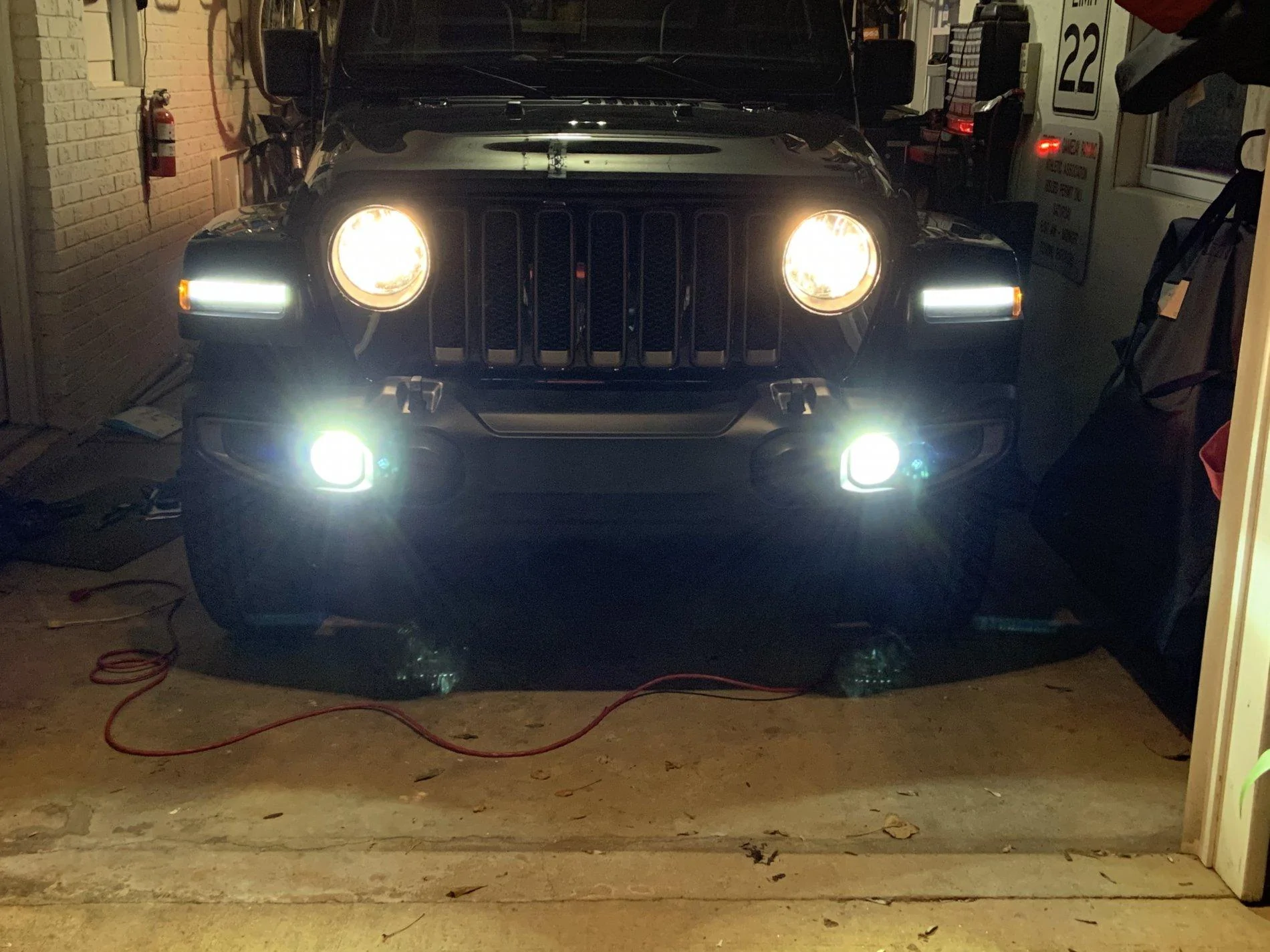 Jeep Wrangler JL Installed Quake sequential Turn signals/DRL 29AE4E68-AF9A-4F34-8E0D-D87D6D07FF4E