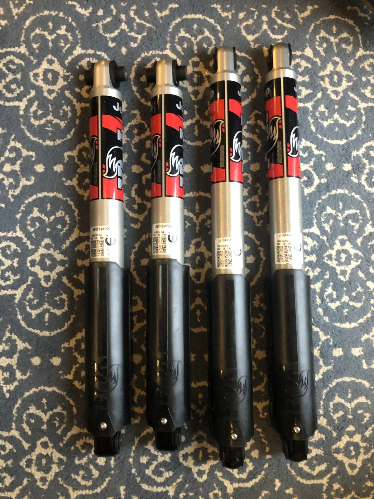 Jeep Wrangler JL Gladiator rubicon Fox shocks 1D089B13-DC29-4015-BE3F-5B4AD3BBD869