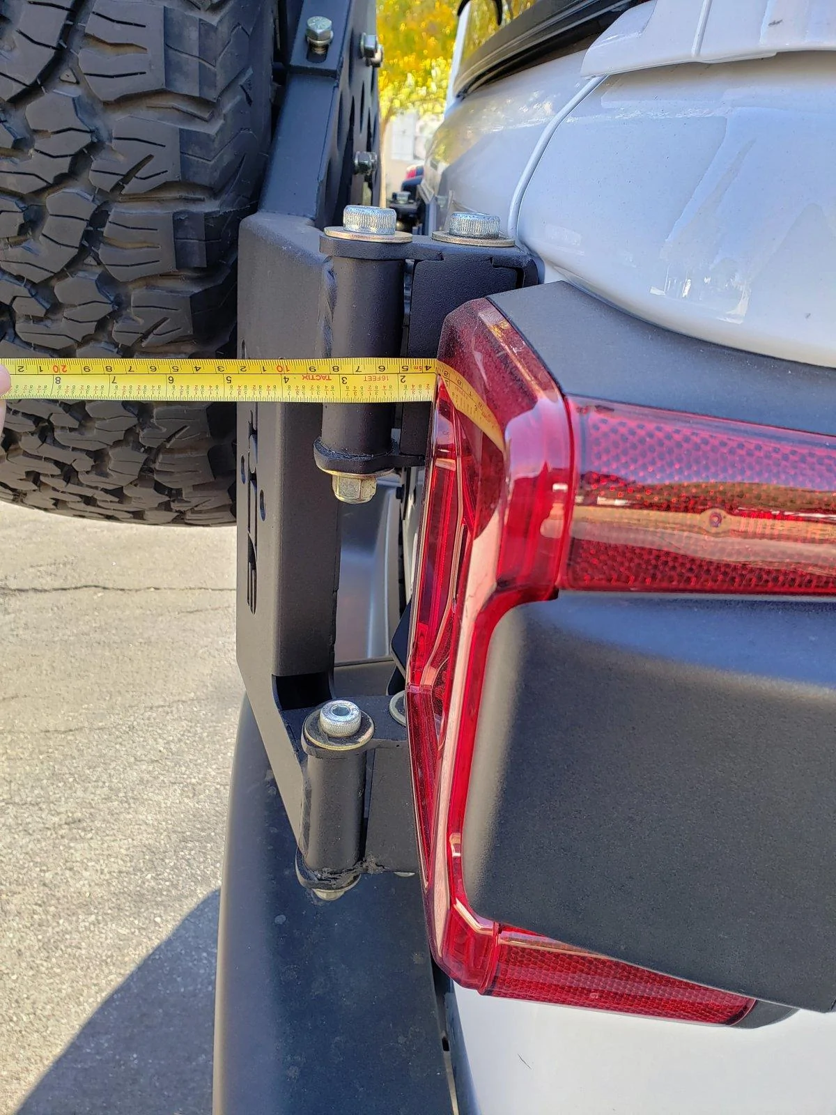 Jeep Wrangler JL Rattle- Ace Engineering Stand Alone Tire Carrier 20201218_095147