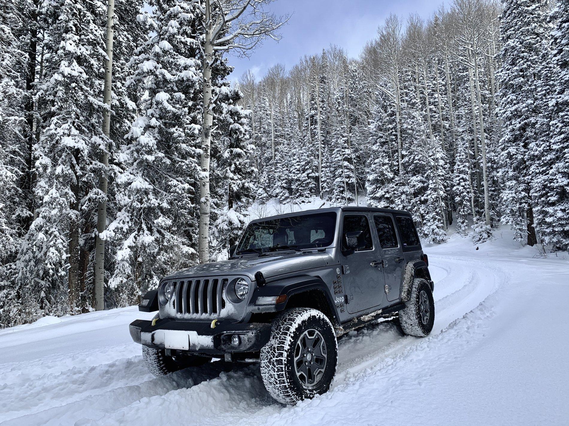 Jeep Wrangler JL Jeeps in Snow... post pics. 4CA2DCE2-639F-44B6-B6ED-8F2A848E8082
