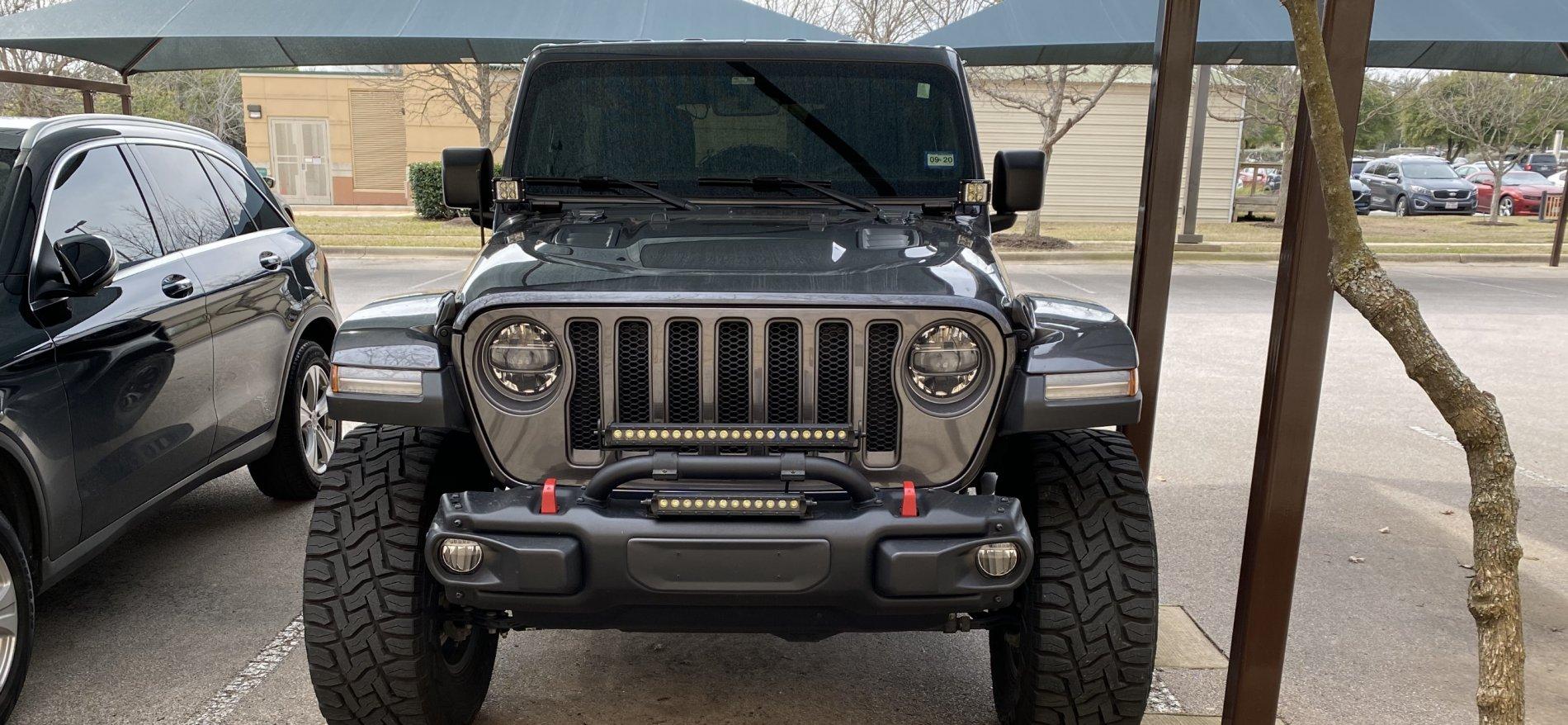 Jeep Wrangler JL Auxiliary/Pod lights A light 2