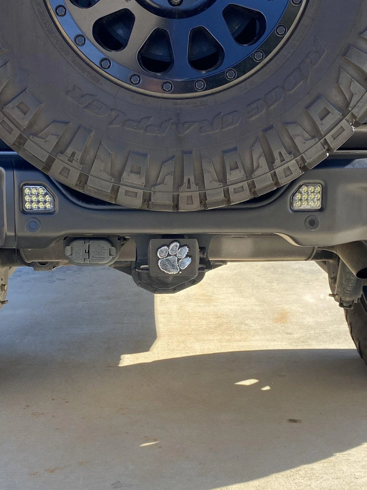 Jeep Wrangler JL Rear Bumper Integrated LED Reverse Lights IMG_2303