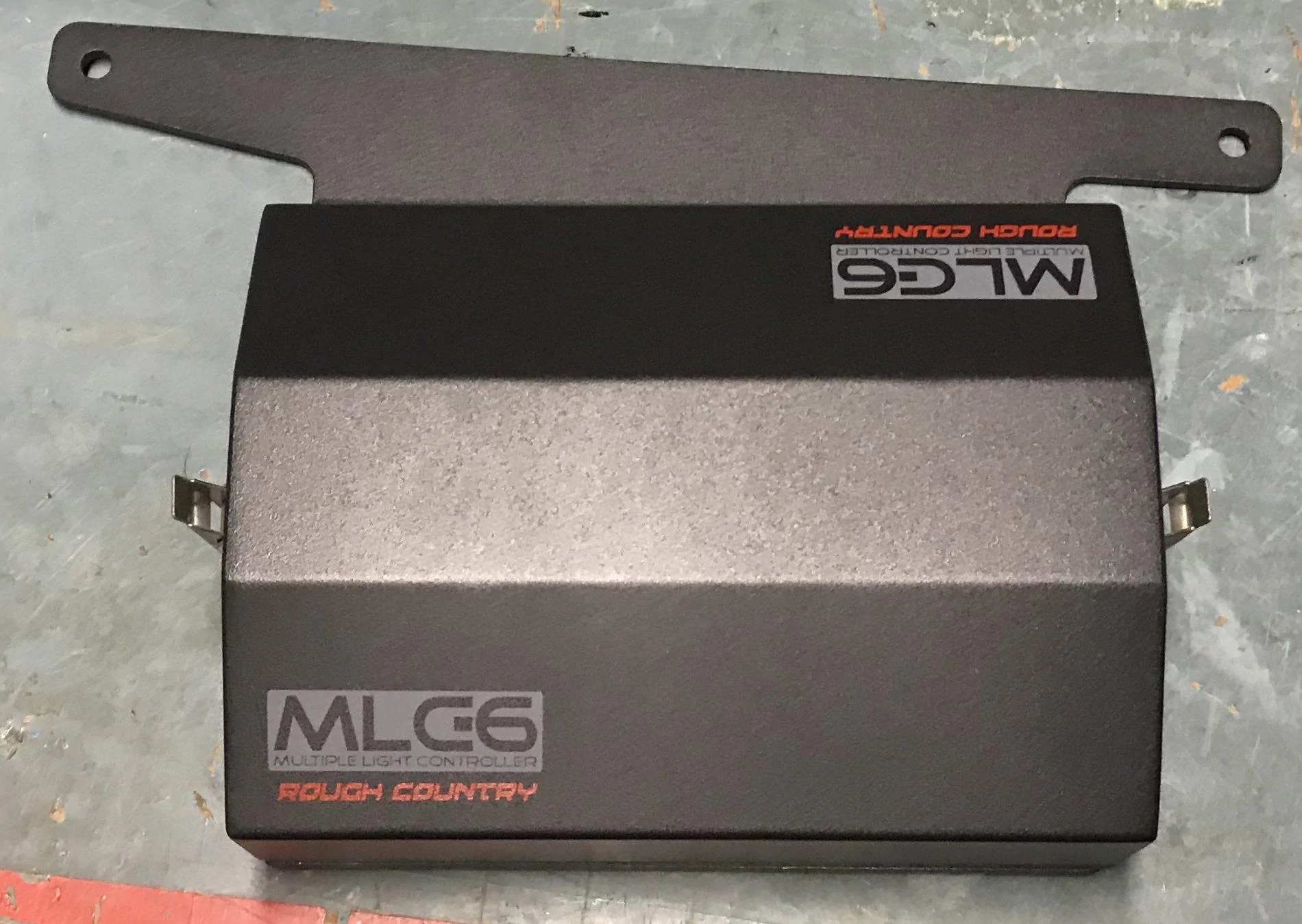 Jeep Wrangler JL Rough Country MLC-6 Multi light controller 180EAF99-17C6-46C1-A0FD-0F4B3A649944