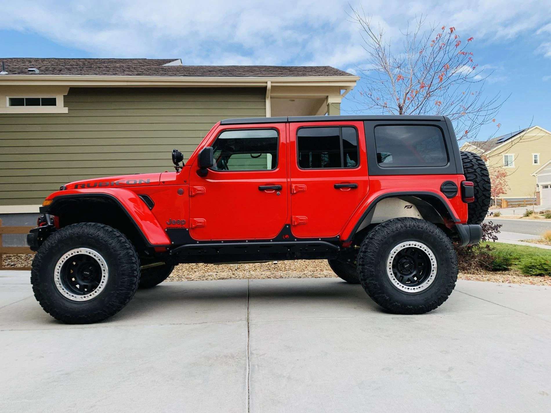 Jeep Wrangler JL Machete beadlock wheel pics A35AB56C-F04F-4E22-87D8-C5BD03EBB8F7